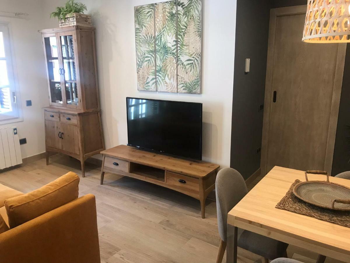 Apartament Neret II Sort Buitenkant foto